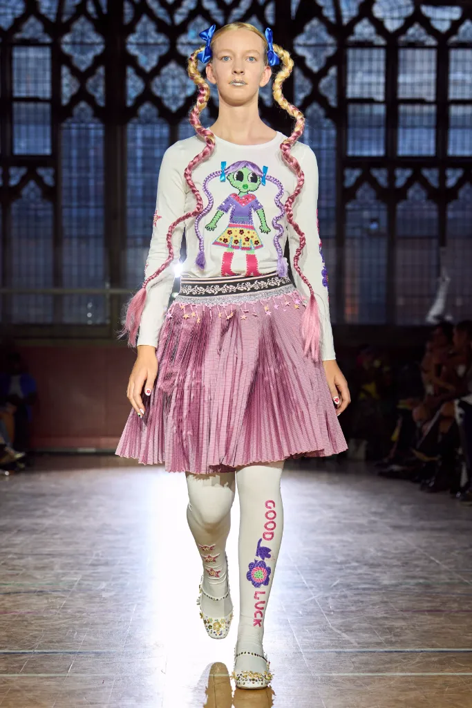 Chopova Lowena 26SS001